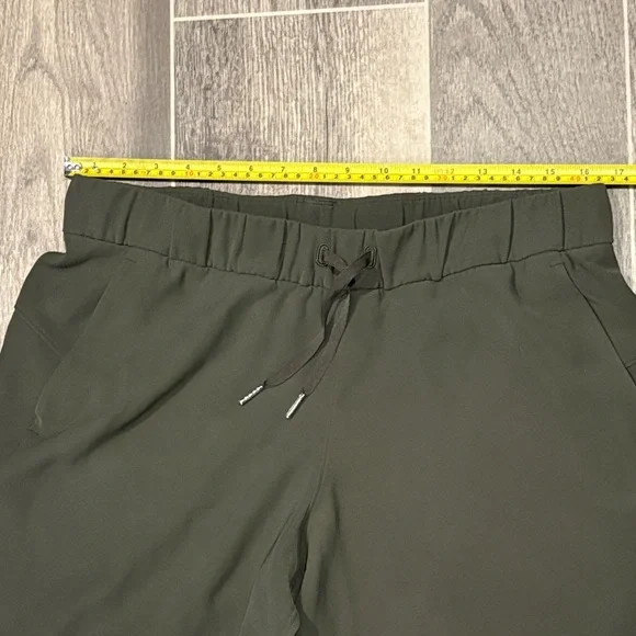 Lululemon Women's Olive Green Joggers - Picture 4 of 5